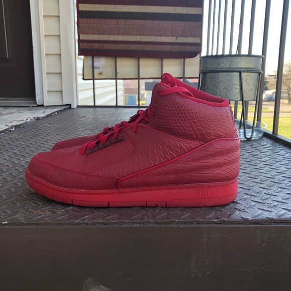 Red October Nike Pythons - Picture 3 of 5